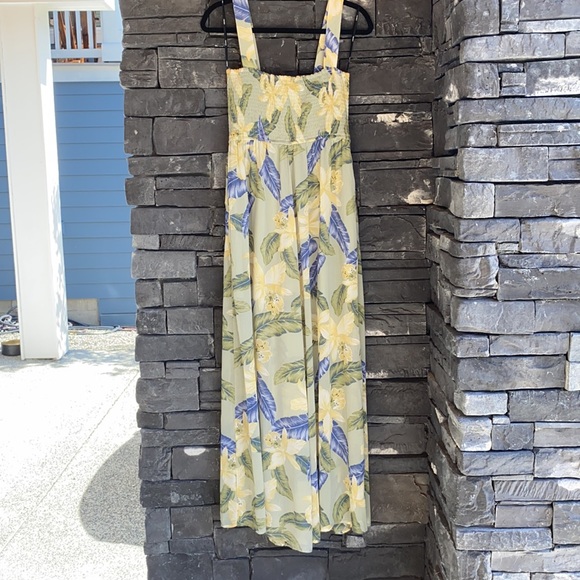 WOMANS FOREVER21 FLORAL SIZE L NWT - Picture 7 of 8